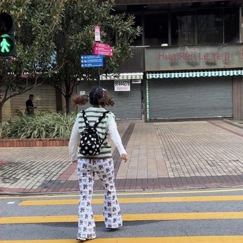 Ruksak od plišastog vunenog materijala, unisex, prozračan i ultralak, antibakterijski, pojas sa zračnim jastučićem — proljeće 2025