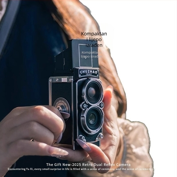 Retro CCD kamera – 68 MP, optički zum 3x, digitalni zum 3x, širokokutni objektiv, pohrana na SD karticu