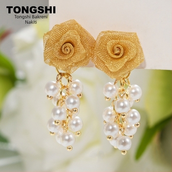 Naušnice – oblik cvijeta, cinkova legura, elektroplatiranje, keramički ušni čepi, stil osoban, proljeće 2025