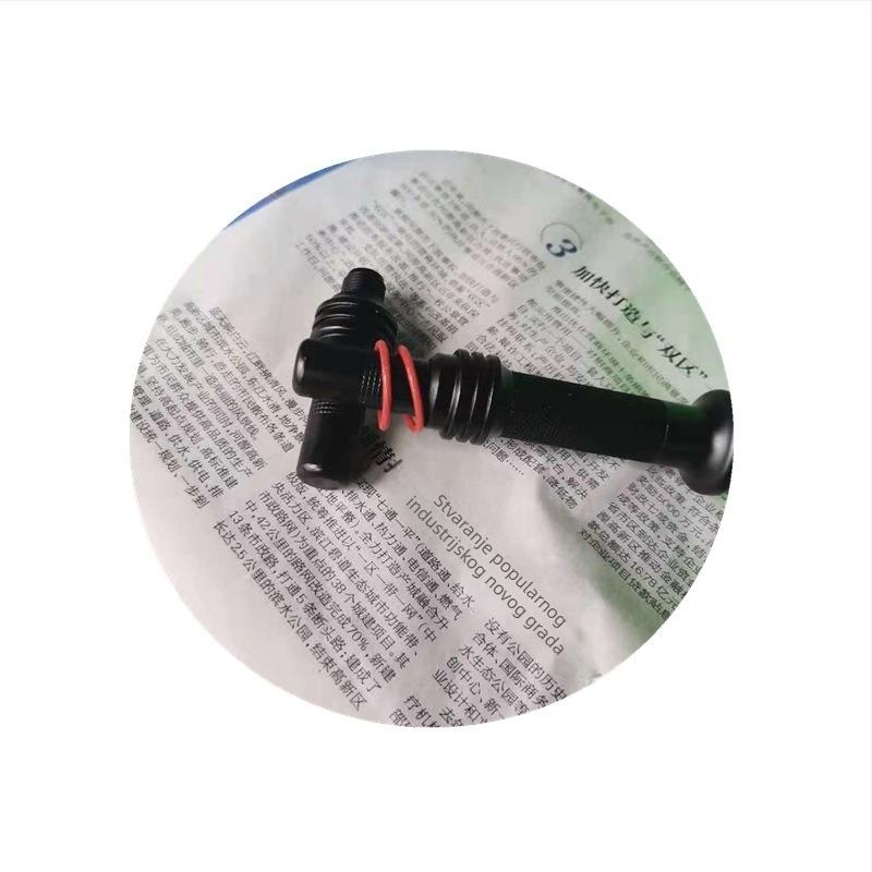 Prijenosni razbijač prozora automobila s wolfram čeličnom iglom za paljenje, višenamjenski sigurnosni čekić, kućište od avionskog aluminijskog legura, težina 67 g, mogućnost prilagodbe