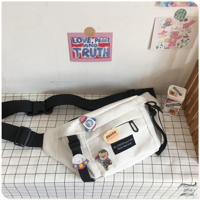 Muška platnena crossbody torbica s Harajuku tamnim stilom, podstava od platna, zatvaranje zipom, proljeće 2018