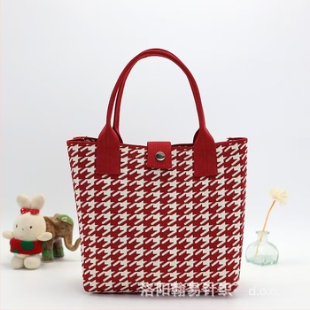 Houndstooth tote torba, urban stil, poliester, uspravna kvadratna silueta, magnetsko zatvaranje, unutarnji džepovi za telefon, ID, prijenosno računalo i kamera