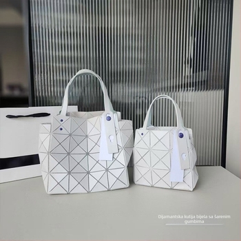25 nova PVC torbica za pod Pazuh — mini kvadratna torba s geometrijskim rombom za žene