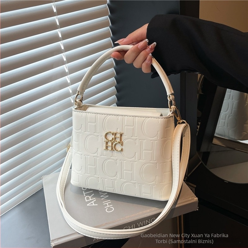 CHHC ženska bucket torbica, 2025, PU koža, velika kapacitet bucket oblika s kapom, zatvaranje na zip, unutarnja podstava od sintetičke kože, unutarnji laminirani džep s zipom