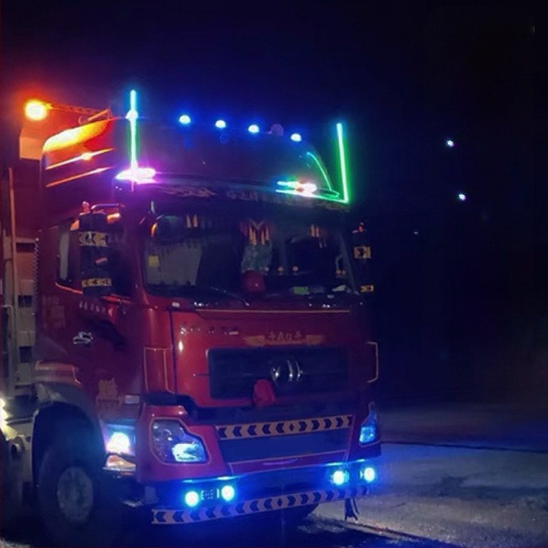 Automobilska LED antena za terenska vozila — 12–24 V, 0,5 A, vijek trajanja 10000 h, montaža Card Edge