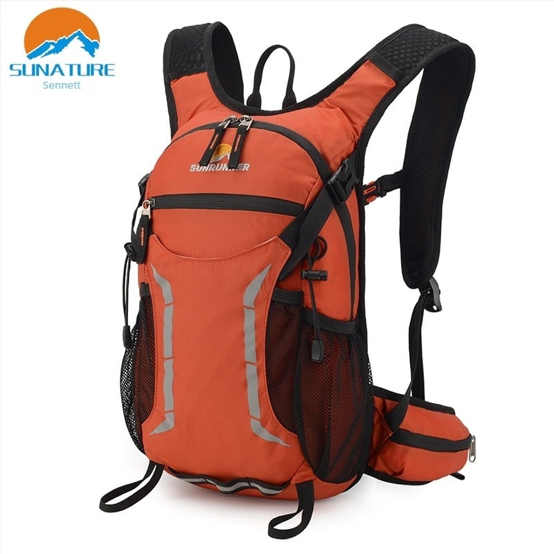 SUNRUNNER 20L ruksak za planinarenje i putovanja na otvorenom, lagani najlonski ruksak, naramenice s zrčenim jastukom, prozračan, vodootporan, odjeljak za suhe/mokre stvari, reflektirajući za noćnu sigurnost, SOS zviždaljka
