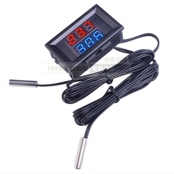 Automobilski termometar s dvostrukim unutarnjim/vanjskim senzorima, 4-znamenkasti zaslon, napajanje 12-24V, raspon temperature -55 do 120 °C