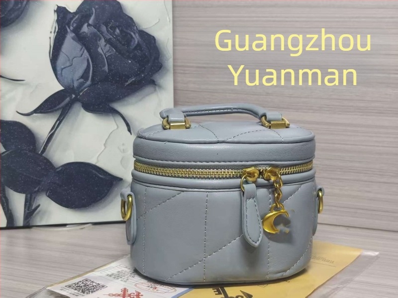 Crossbody torba s lancem – gradski stil, PU okrugla kozmetička torbica sa zatvaračem i unutarnjim džepom za dokumente