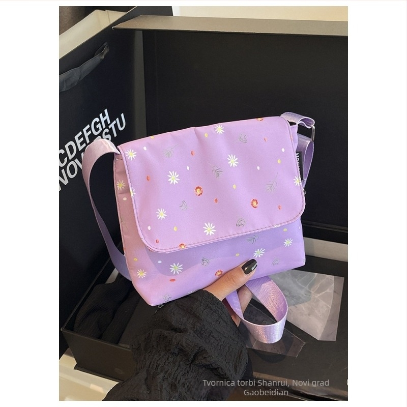 Svakodnevna nylon torba preko ramena crossbody, džep za telefon i magnetskim zatvaračem