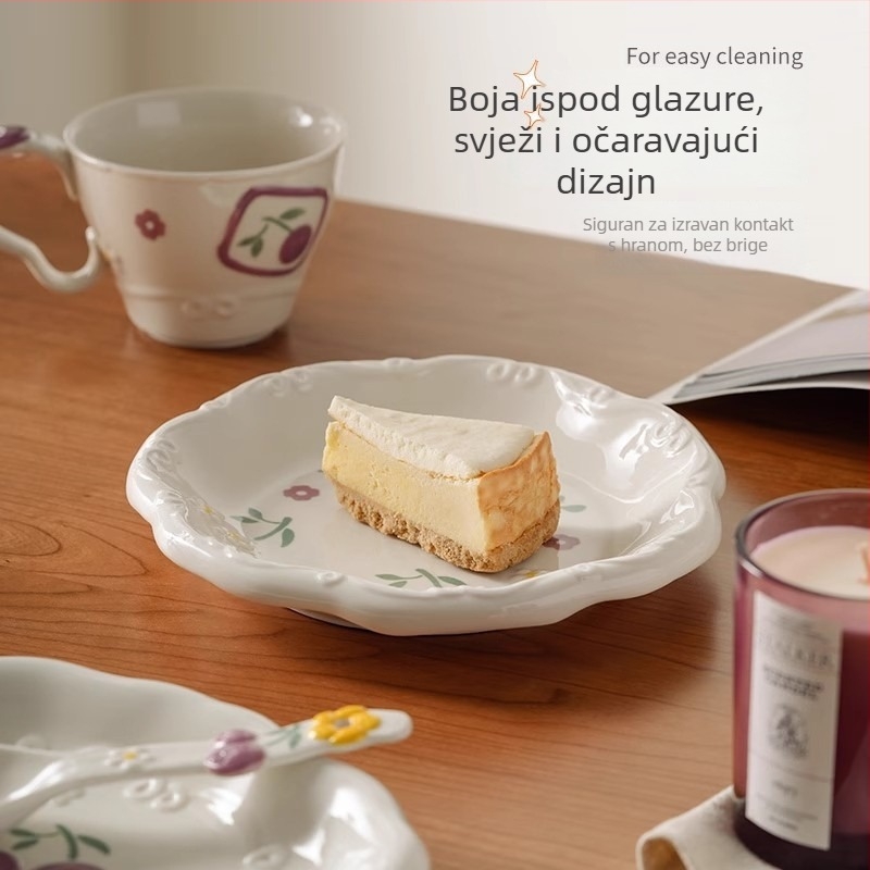 Set keramičkog posuđa s podglazurom — cvjetni uzorak, INS stil, okrugli oblik, otporan na mikrovalnu; uključuje zdjele, žlice, ploče, zdjele za rezance i tanjure za večeru