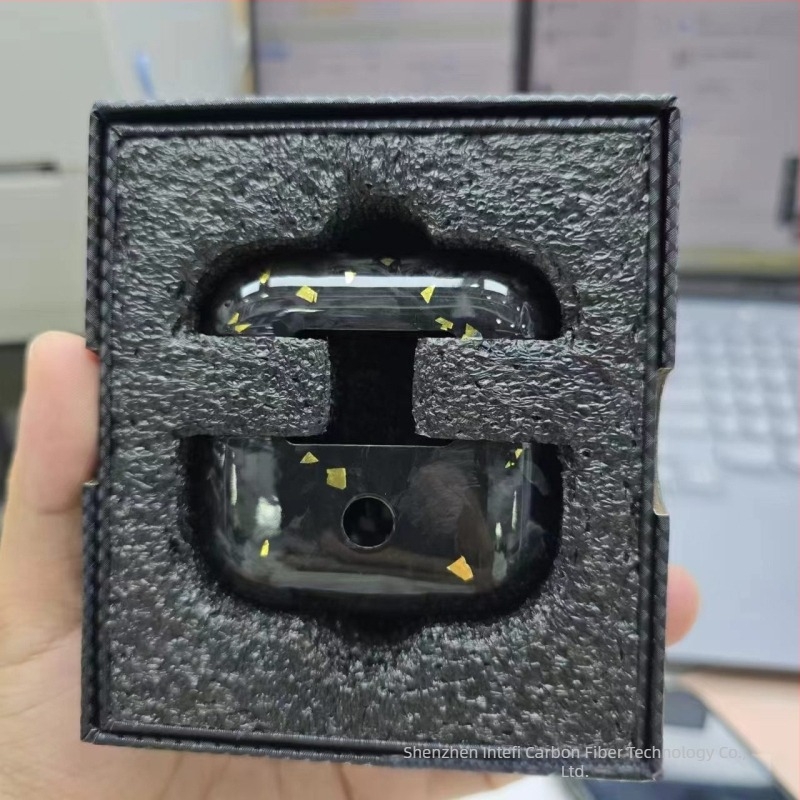 Kućište od karbonskih vlakana za AirPods Pro 3 i AirPods 3/4