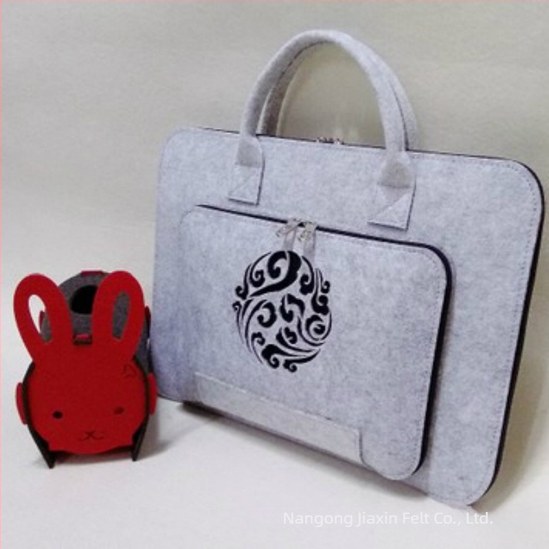 Filc torba za prijenosno računalo s zatvaračem, poliesterska podstava, prilagodljiv model, otpornost na habanje i potres