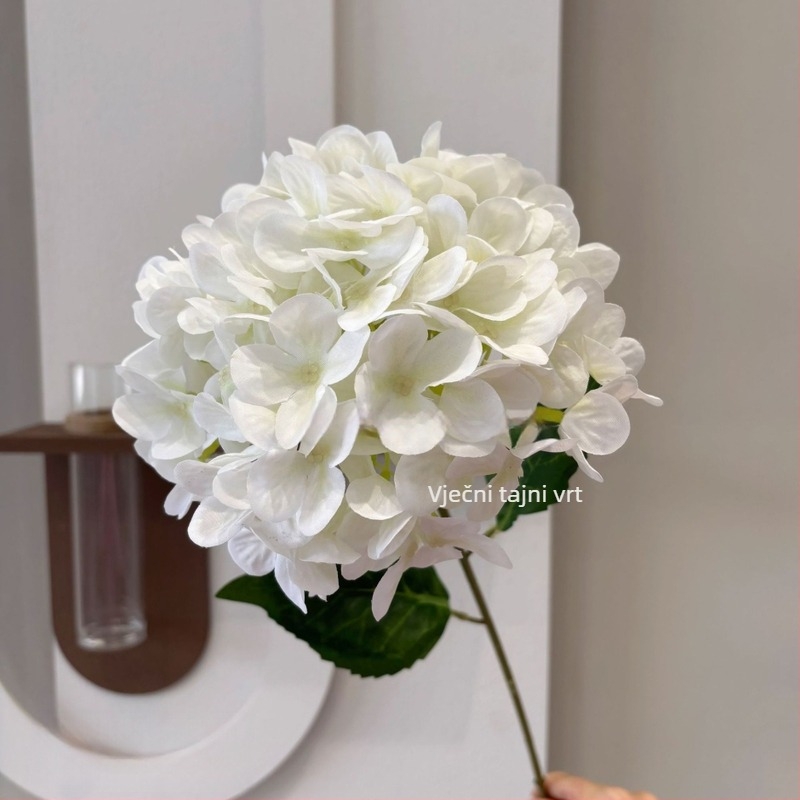 Umjetna hortenzija od svile, marka Secret Garden, Vrsta: Hydrangea, Materijal: Svila, Obrada: Stiliziranje, Injekcijsko oblikovanje, Namjena: vjenčanja, vanjski dekor, rekviziti za fotografiju