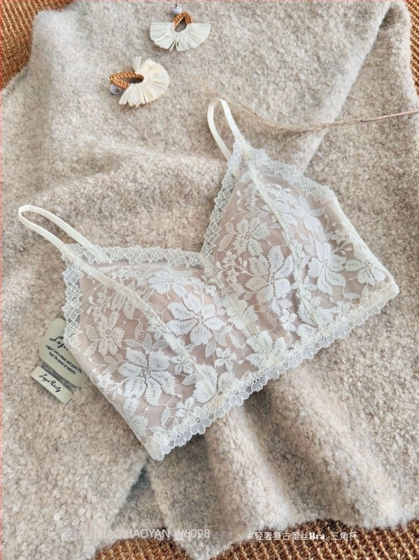 Čipkasti grudnjak s francuskim stilom, duboki V, trokutasti košarica, bezšivni, stražnji zatvarač s tri reda kopči