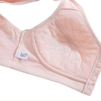 Grudnjak od pamuka s punim košaricama, prednje kopčanje, tanke oblikovane košarice, čvrsti dvostruki kaiševi, prozračan materijal (90–95% pamuk)