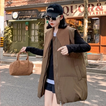 Ženska vesta s perjem, V-izrez, ultra kratka duljina, punilo od patkanog pera, stil kraljevske sestre