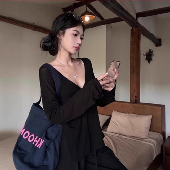 Ženska majica s V izrezom i UV zaštitom, labavi kroj, poliester, dugi rukavi