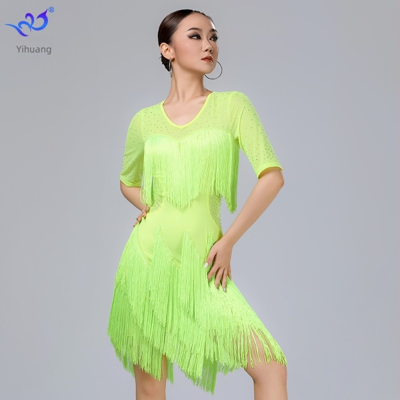 Yihuang latino plesna haljina s resicama za scenske nastupe - Milk Silk tkanina, 95% poliester + 5% spandex, za latino i ballroom ples, žena, ljeto 2025