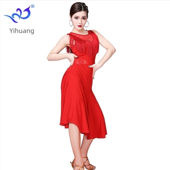 Latino plesna haljina s čipkom i resama – Milk Silk tkanina, poliester i najlon (Najlon 90%), Žena 25–29, proljeće 2025