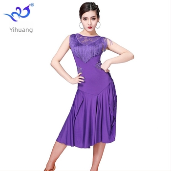 Latino plesna haljina s čipkom i resama – Milk Silk tkanina, poliester i najlon (Najlon 90%), Žena 25–29, proljeće 2025