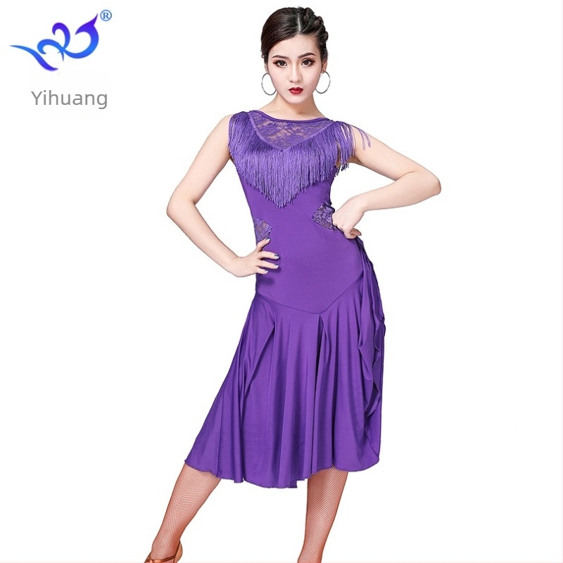 Latino plesna haljina s čipkom i resama – Milk Silk tkanina, poliester i najlon (Najlon 90%), Žena 25–29, proljeće 2025