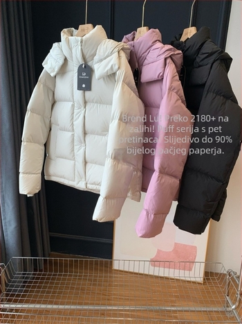 Jakna s pačjim perjuom, udio perja 86-90%, punjenje 101-200 g, slobodan kroj, debeli poliester materijal