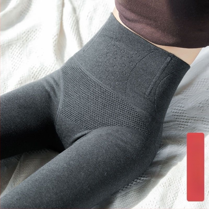 Leggings s dužinom 3/4, široki kroj, debeli, topli, bez velura, jednobojne