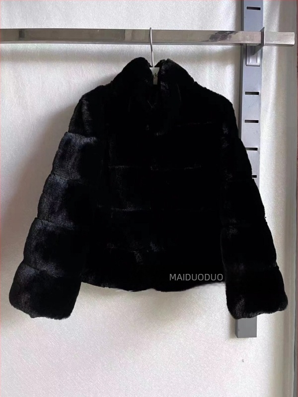 Ženski kaput od lisicjeg krzna, ultra kratka duljina, stojeći ovratnik, gradski stil