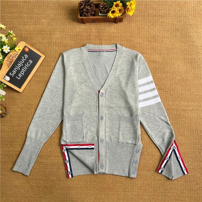 Unisex viskozni pleteni pulover s okruglim izrezom, dugim rukavima, uskog kroja, jednobojan, srednje težine, 50-70% viskoze, proljeće 2025