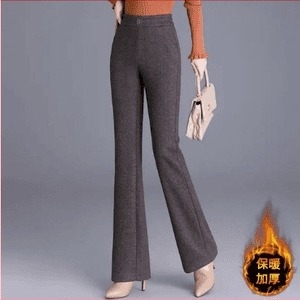 Ženske hlače s visokim strukom, fleece podstava, blago šireće na kraju, elastičan pojas, minimalistički casual stil.