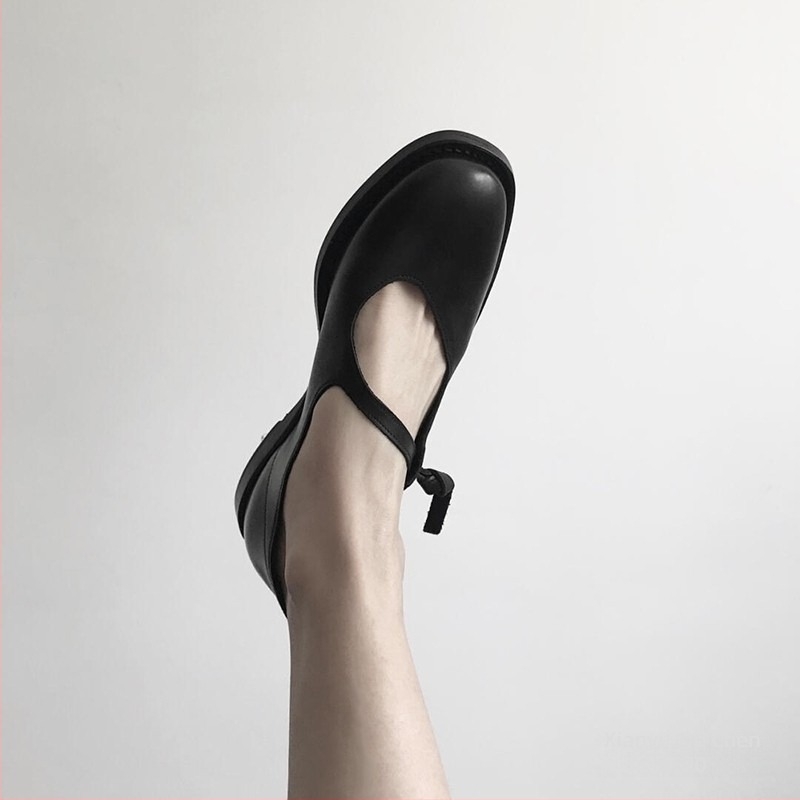 Mary Jane loaferi s okruglim vrhom, gornji dio od ovčje kože, niski potplat, jednobojni uzorak, studentski stil