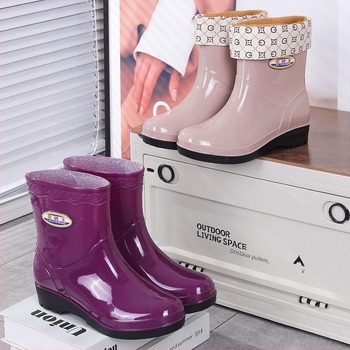 Ženske čizme za kišu srednje visine – debela potplata, gornji dio: PVC s telećom tetivom, vodootporne gume, bez brenda, izdanje 2025