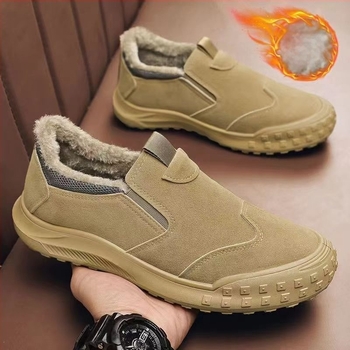 Muške kućne papuče slip-on, s gornjim dijelom od antilopa, plišanom podstavom i debelom potplatom za zimsku toplinu