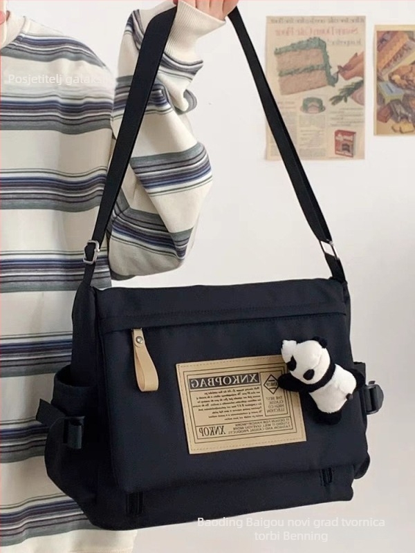 Messenger torba u japanskom stilu radne opreme, retro, najlon, kružnog oblika, zatvaranje kapom, unutarnji džep sa zipom