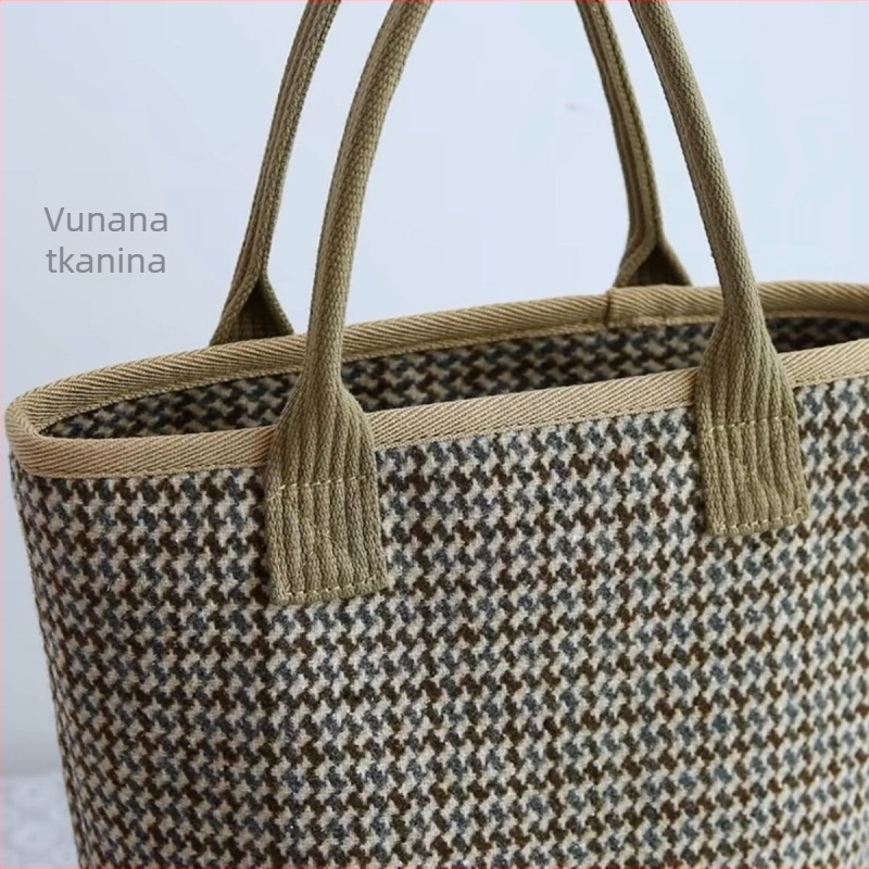 Bucket torba od platna – stil košare, podstava poliesterom, zatvaranje poklopcem, mekana konstrukcija