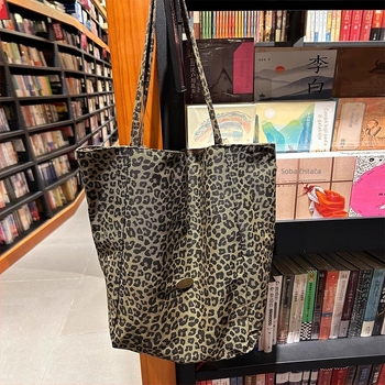 Leopard print nylon Tote torba – dvostruke naramenice, otvoreni vrh, poliester podstava