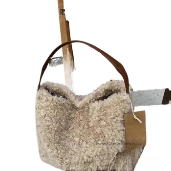 Tote torba: unisex stil, platno materijal, pamuk podstava, laminirani džep sa zatvaračem, proljeće 2024