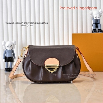 Denim inspirirana crossbody torbica s logom; prava koža, platnena podstava, zatvaranje poklopcem, horizontalni kvadratni oblik, laminirani unutarnji džep sa zatvaračem