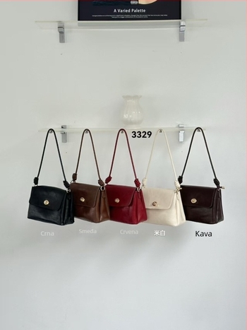 Casual Retro satchel torba s horizontalnim kvadratnim oblikom, PU materijal, zatvaranje kapom, unutarnji džepovi: zip, džep za telefon i džep za dokumente, izdanje jesen 2025