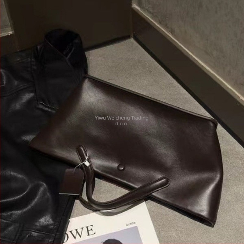 City Fun Tote torba od poliestera, podstava od teleće kože, magnetsko zatvaranje, laminirani unutarnji džep sa zatvaračem