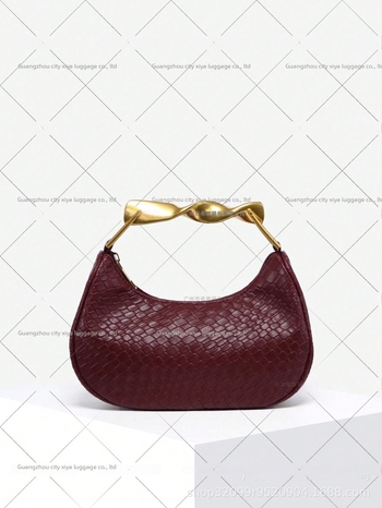 Kabelica od slame u dumpling-stilu sa zatvaračem i poliesterom podstavom – gradska jednostavnost