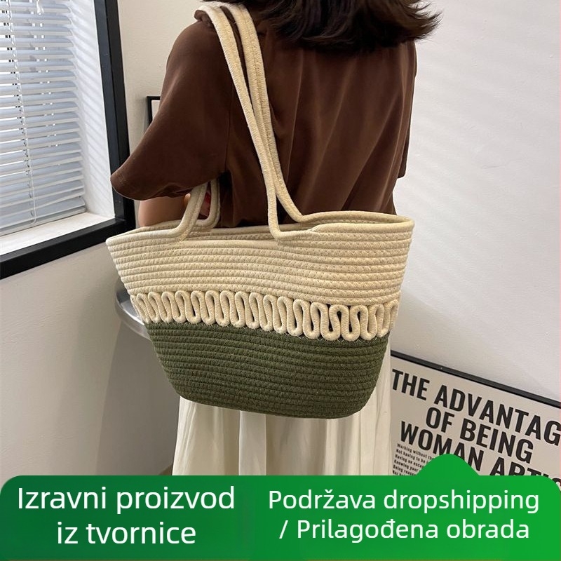 Ženska bucket torba od slame i užeta, gradski minimalistički stil, horizontalni kvadratni oblik, dvije naramenice, proljeće 2025