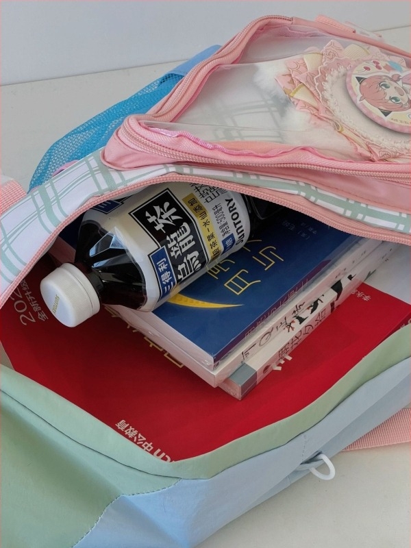 Dicarlo crossbody torba, svjež i sladak stil, najlon materijal, oblik jastuka, zatvaranje zatvaračem