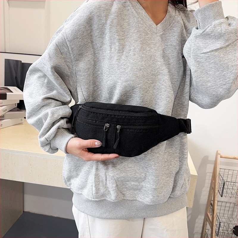 Ženska platnena crossbody torba, gradski stil, jesen-zima 2025 (Materijal: platno; Podstava: poliester; Zatvaranje: zip)