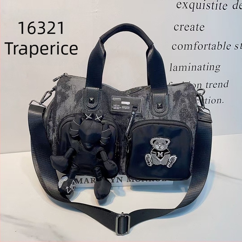 Denim ženska torbica s zatvaračem na zip, trodimenzionalni dizajn, tri naramenice, poliester podstava, unutarnji džep sa zipom i džep za telefon