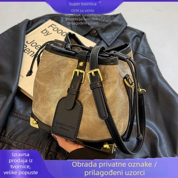 Ženska bucket torba — ulični stil, PU materijal, zatvaranje šnalom, podstava od sintetičke kože