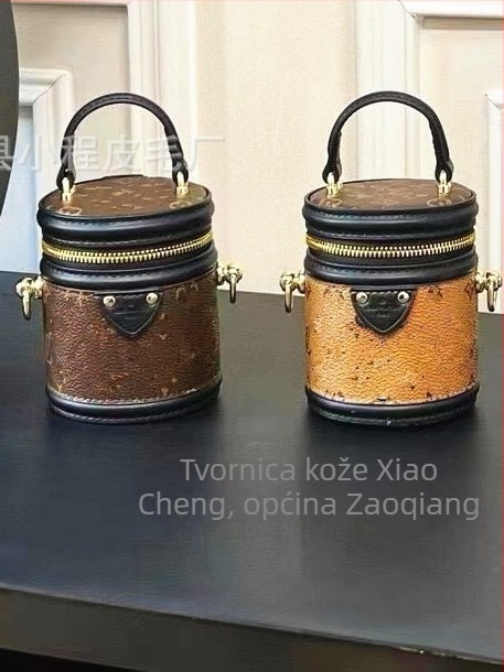 Torba oblika kofera s lancem za rame, PU materijal, cilindrični oblik, zatvarač, podstava od sintetičke kože, jesen 2024