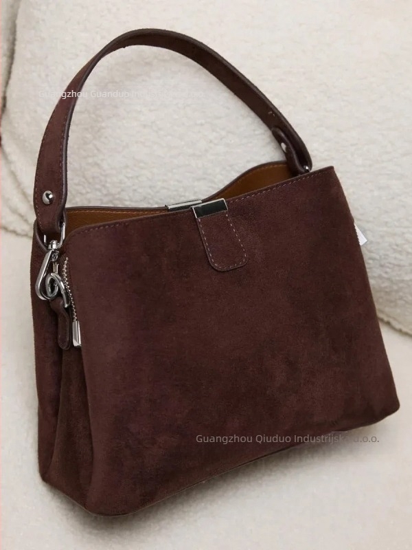 XH suede crossbody bucket torba za žene, vertikalni kvadratni oblik, zatvaranje se zipom, dvostruke naramenice, unutarnji džepovi sa zipom, džep za telefon i dokumente – Zima 2025
