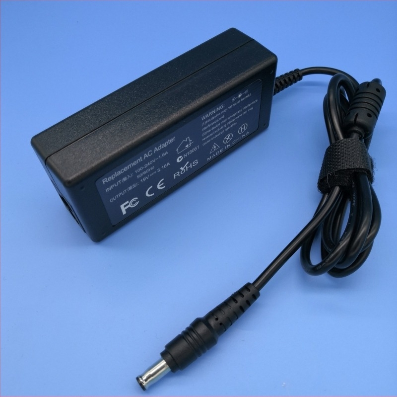 Adapter napajanja za notebook 19V 3.16A, 60W, ulaz 110–240V, kompatibilan sa Samsung laptopima