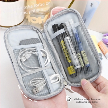Višefunkcionalna prijenosna torbica za digitalnu pohranu: Power Bank, slušalice, USB flash disk i kabeli.